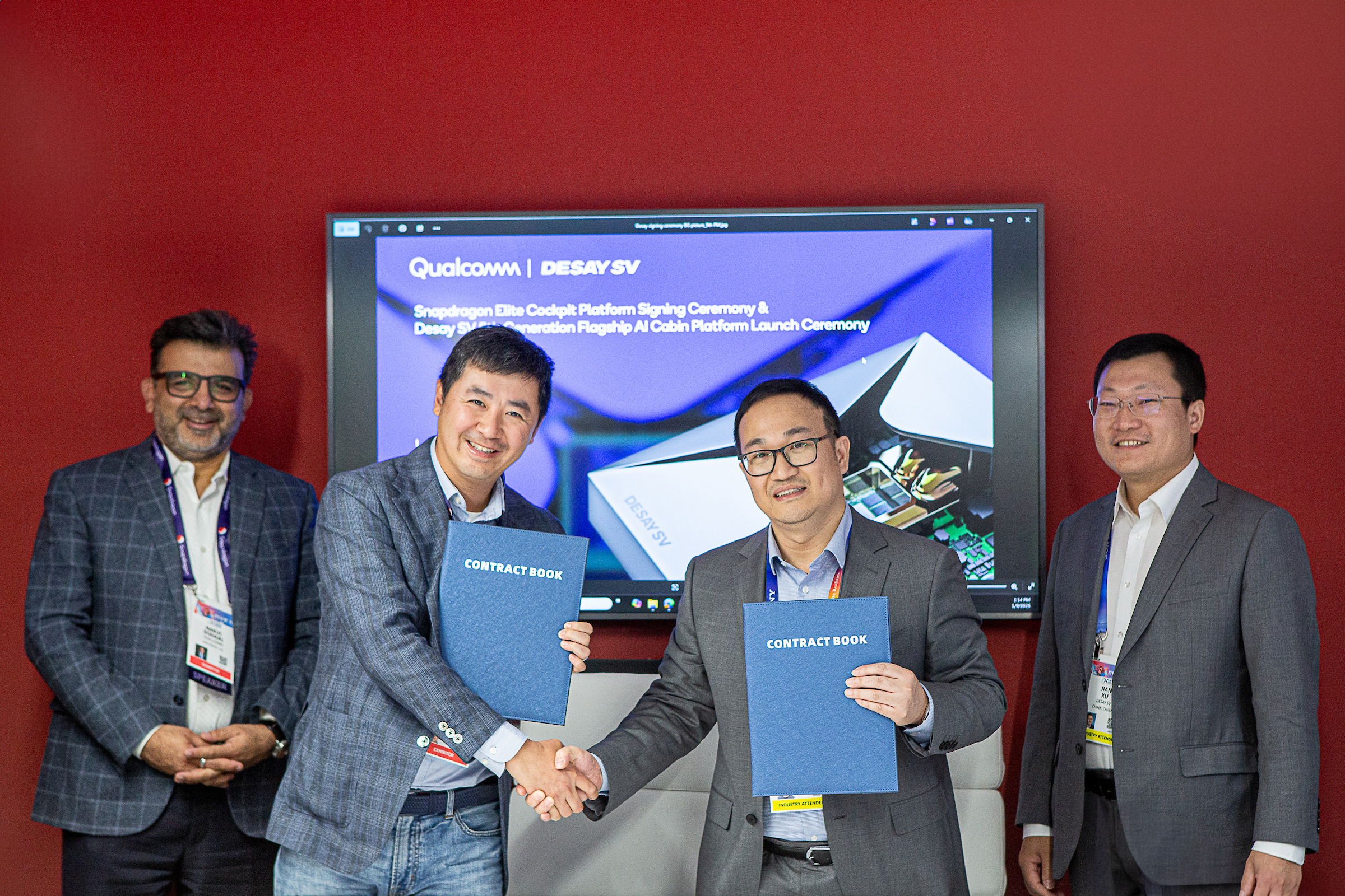 Desay SV and Qualcomm Technologies, Inc. held a joint signing ceremony at 2025 CES 